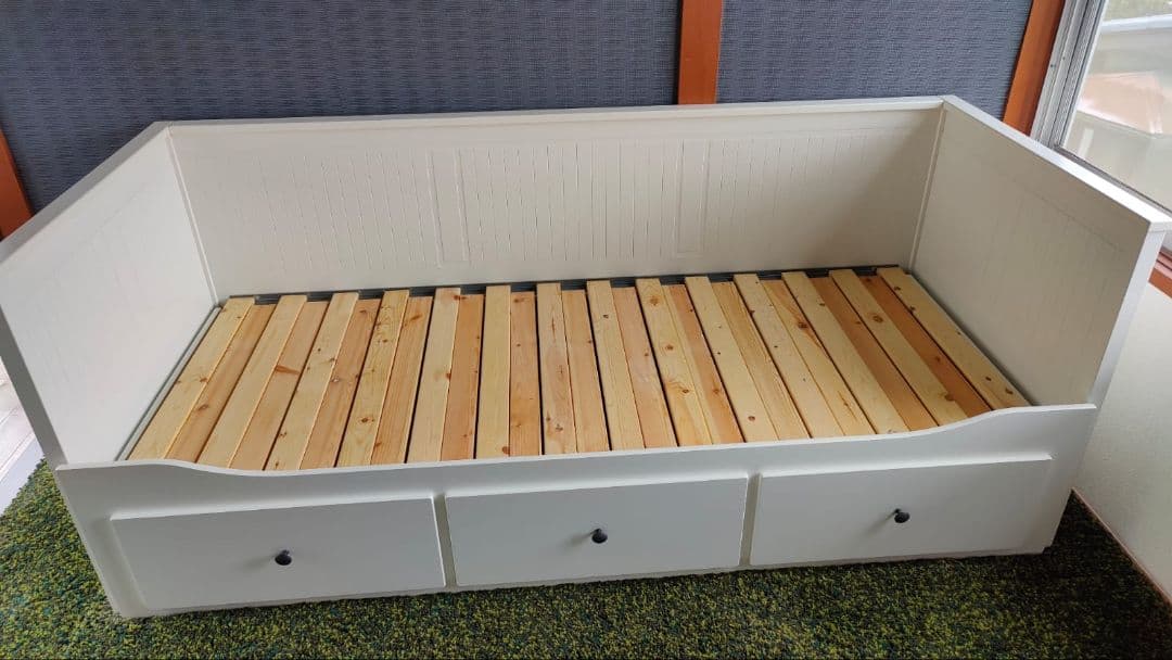 4月26日（午前）まで【配送不可、現地引取のみ】IKEA BRIMNES