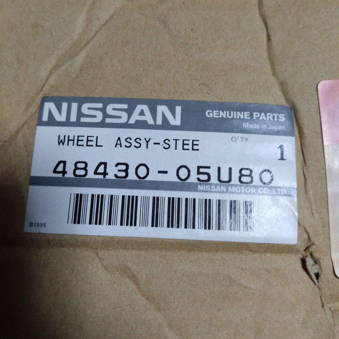 32GTR純正ステアリング