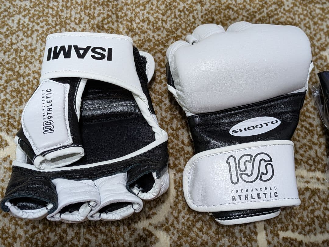 ★限定完売品★ISAMI×100Athletic 修斗オープンフィンガーグローブ