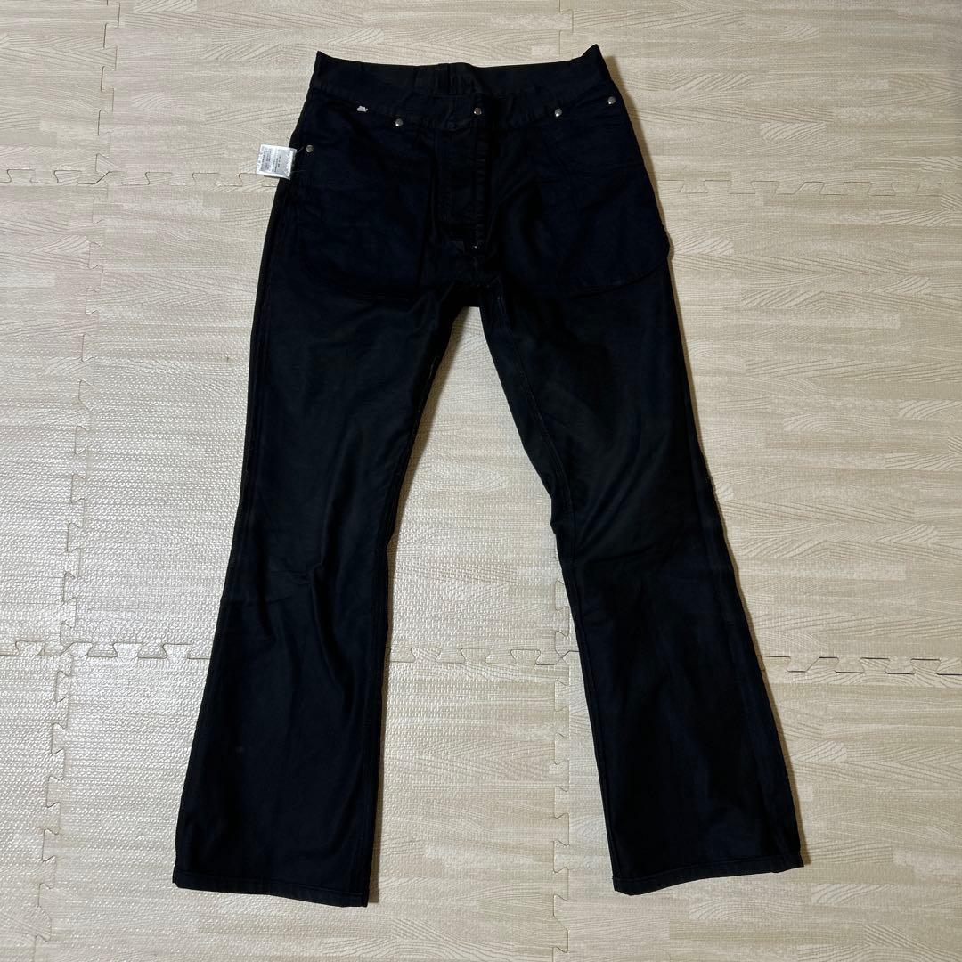 イヴサンローランリヴゴーシュ　フレアチノパンツ　46 BLACK