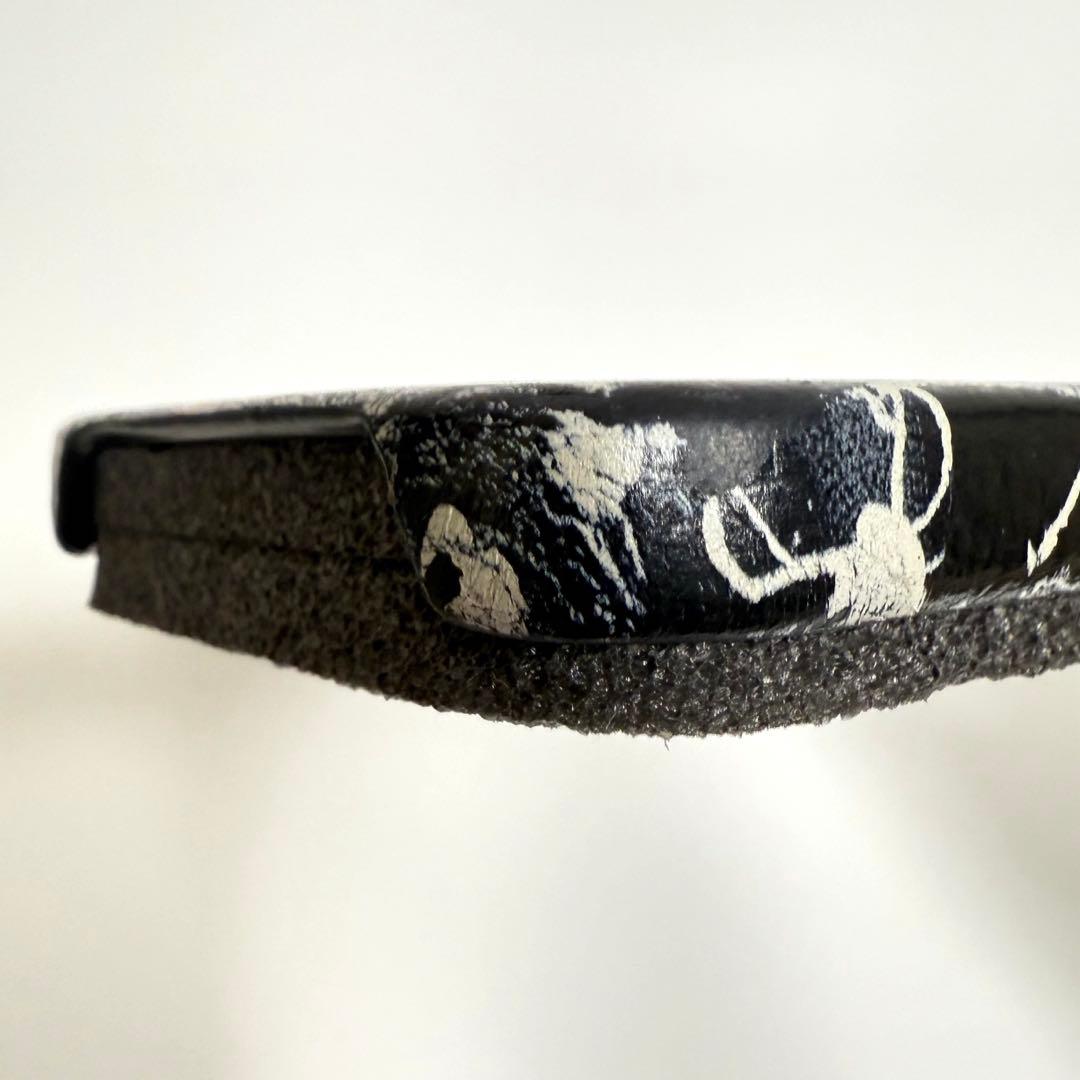 【 Balenciaga IPhone13Pro Case】