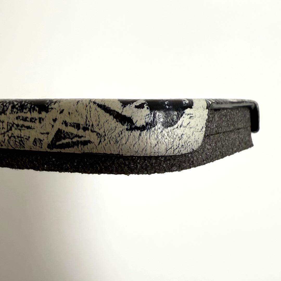 【 Balenciaga IPhone13Pro Case】