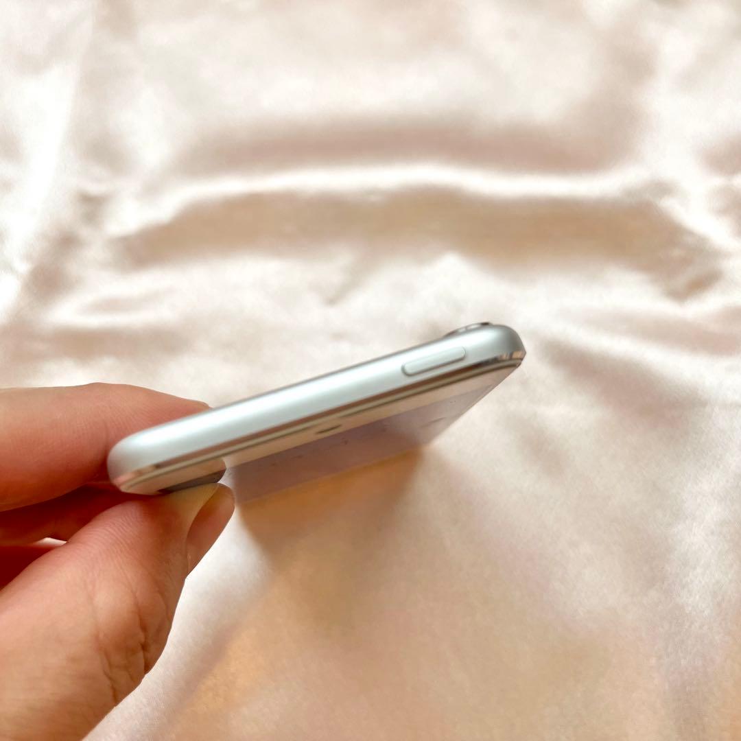 シルバー iPod touch 第7世代 128GB アイポッド 本体 B