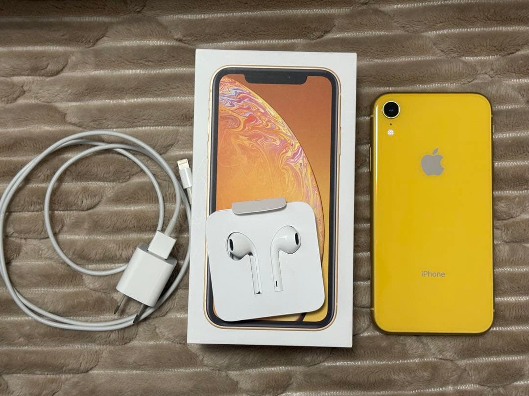 【中古美品】SIMフリー Apple iPhone XR 64GB イエロー