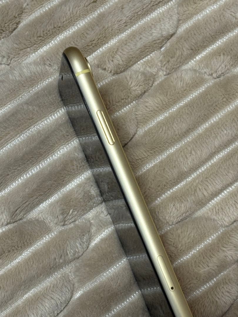 【中古美品】SIMフリー Apple iPhone XR 64GB イエロー