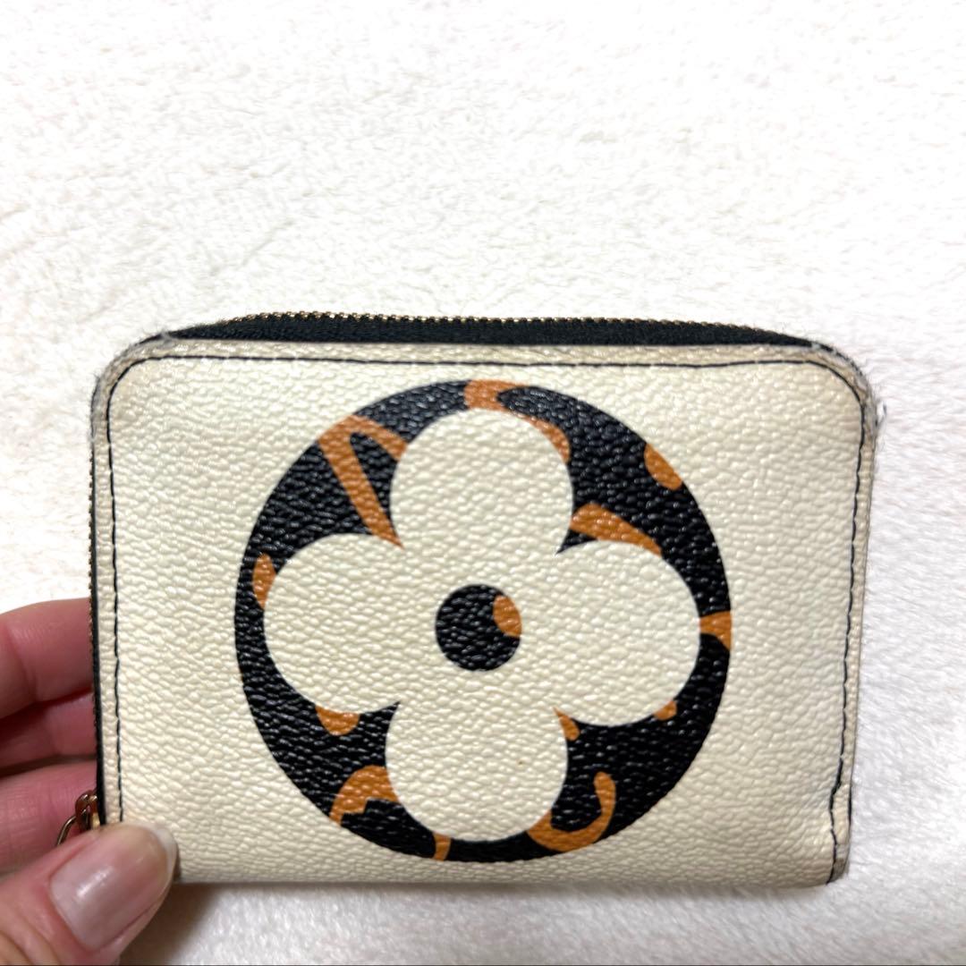 Louis Vuitton ルイ・ヴィトン ジッピー・パース