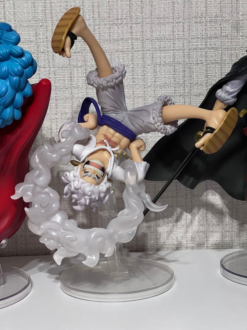 一番くじ　ワンピース　新四皇　フィギュアまとめ売り