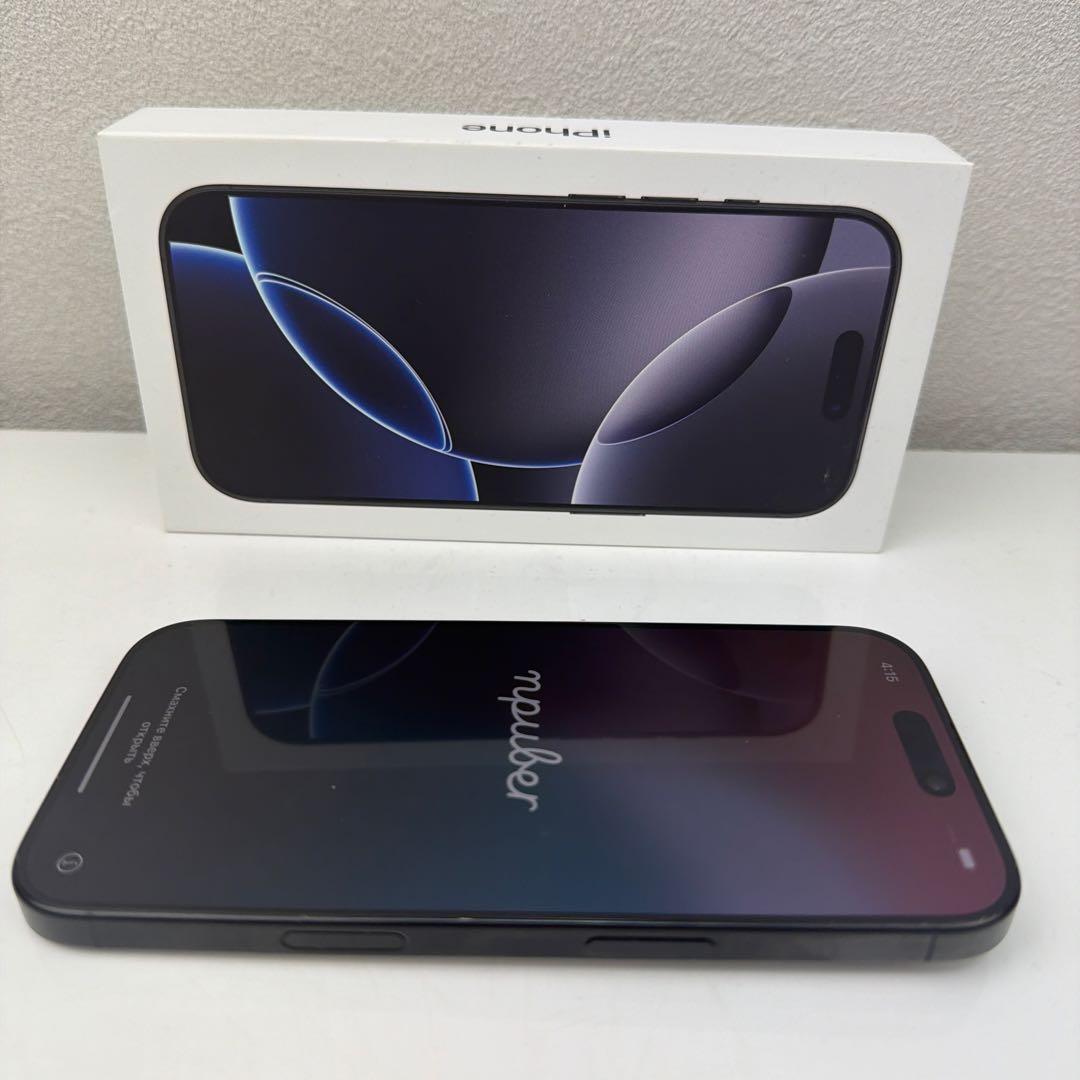 Apple iPhone 16 Pro 128GB ブラック　バッテリー98%