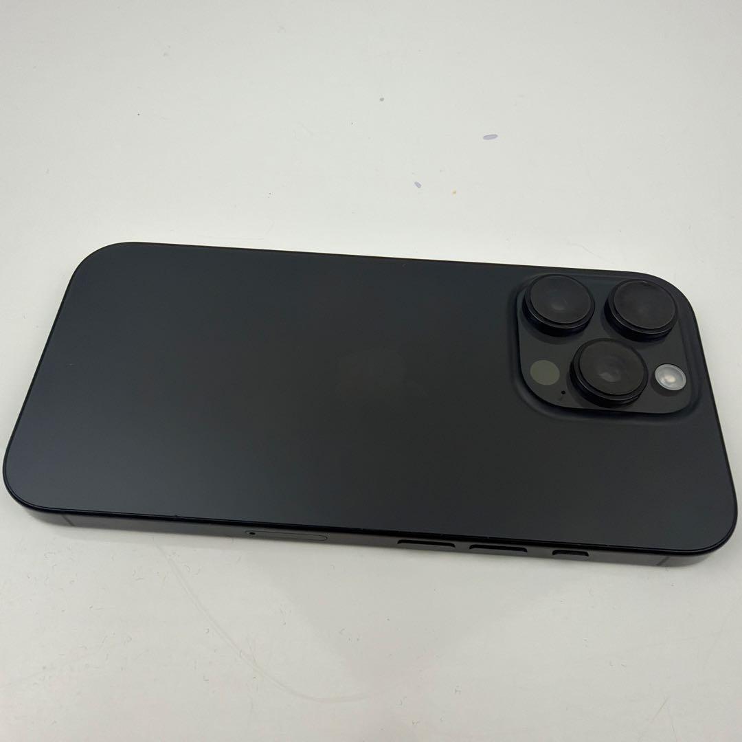 Apple iPhone 16 Pro 128GB ブラック　バッテリー98%
