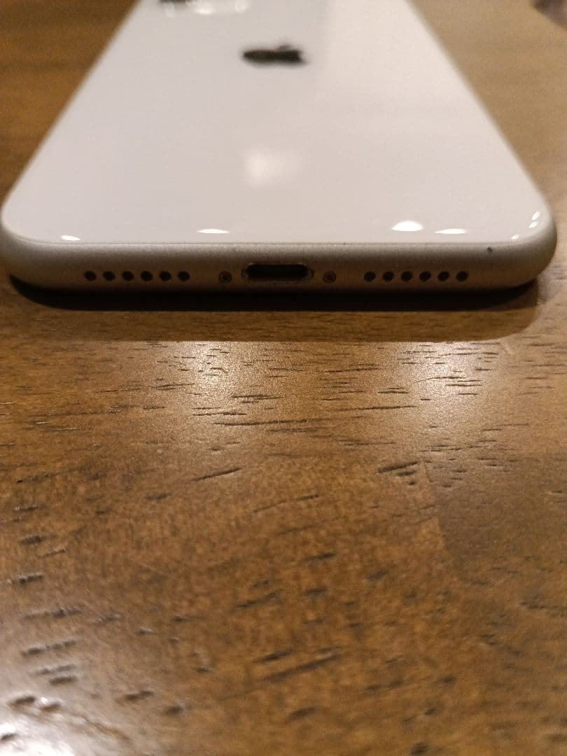 Apple iPhone 11 ホワイト 本体64G