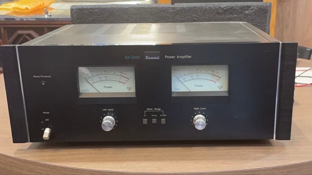 サンスイ　BA-2000 パワーアンプ