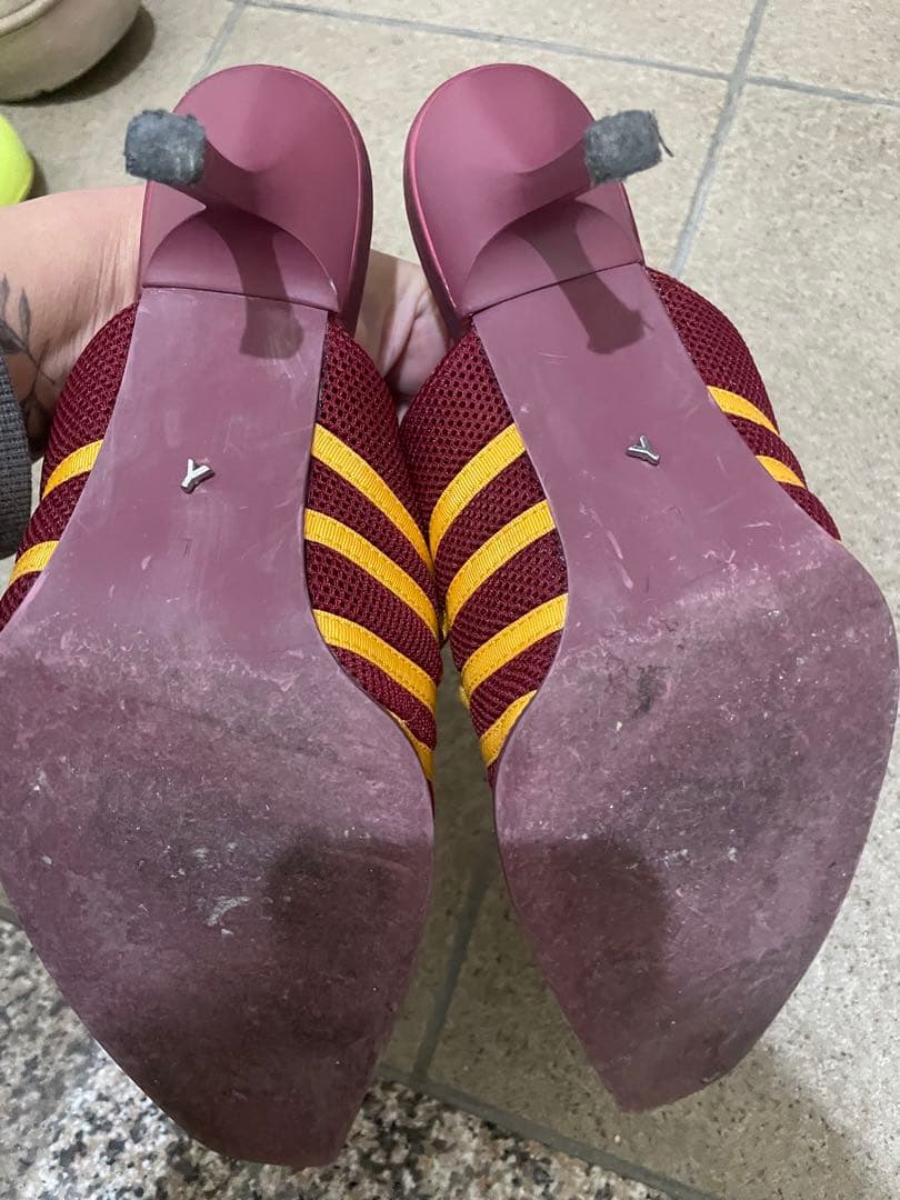 yello ミュールサンダル　Lサイズ