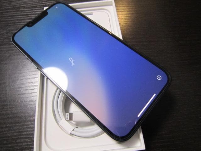 iPhone13 256GB SIMフリー 付属品未使用 純正バッテリー86%