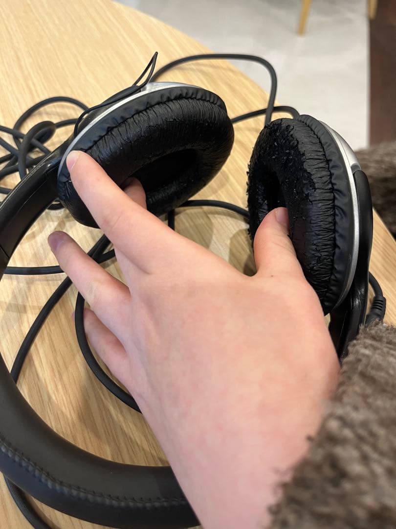 jk有線ヘッドホン シルバー/ブラック