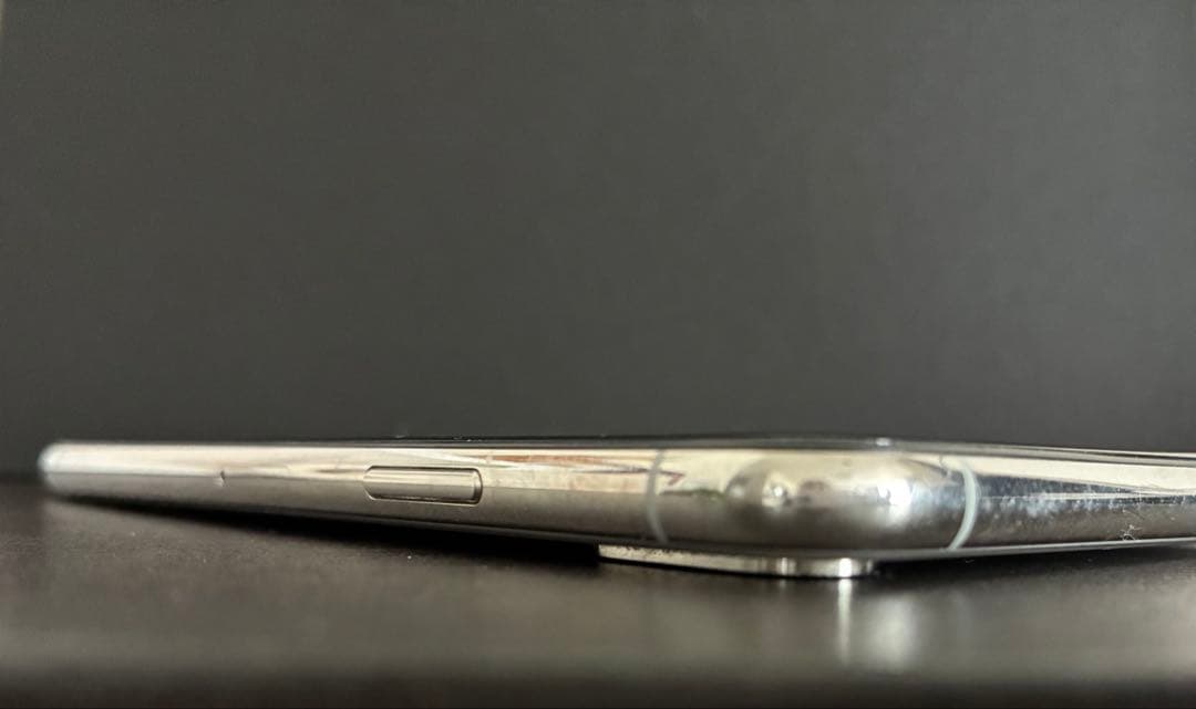 Apple iPhone Xs 256GB シルバー　箱なし