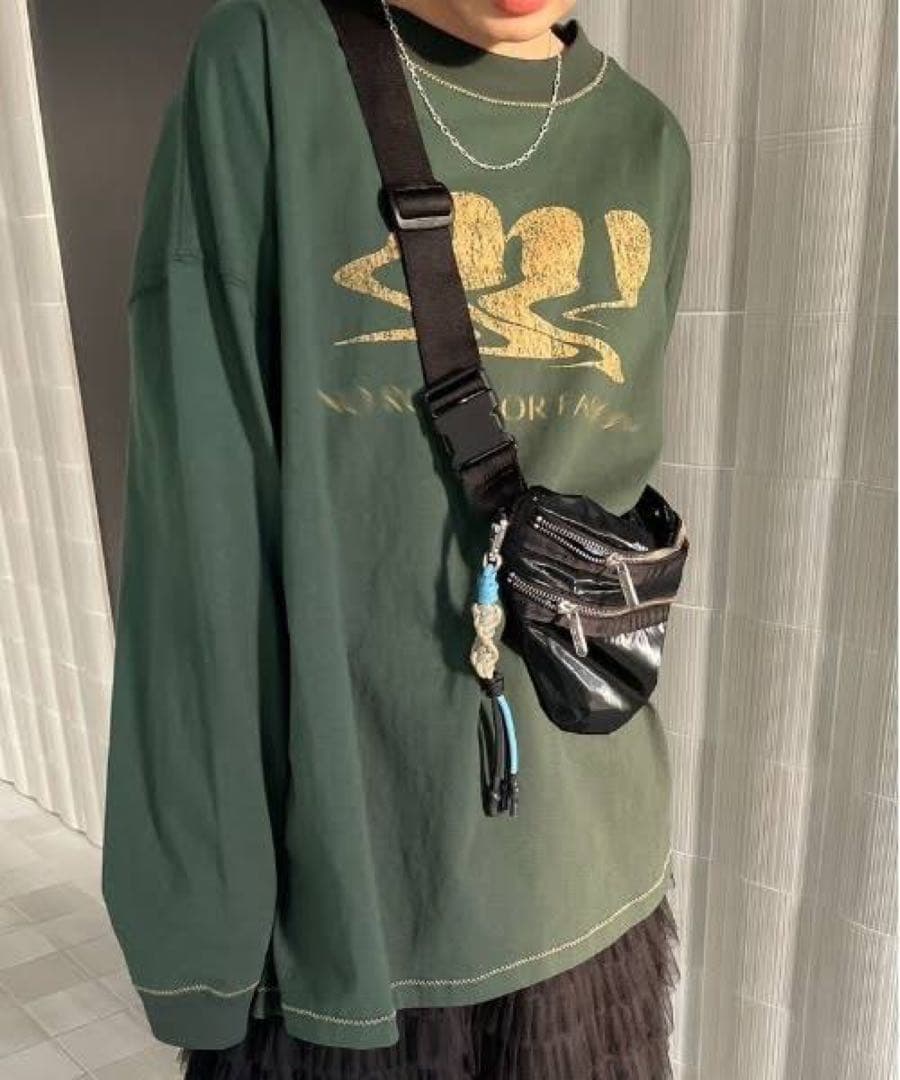 【極美品】 AMERI AM LOGO OVER LONG TEE