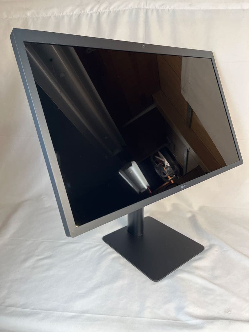 LG 27MD5KL 27インチモニターThunderbolt 3 Webカメラ