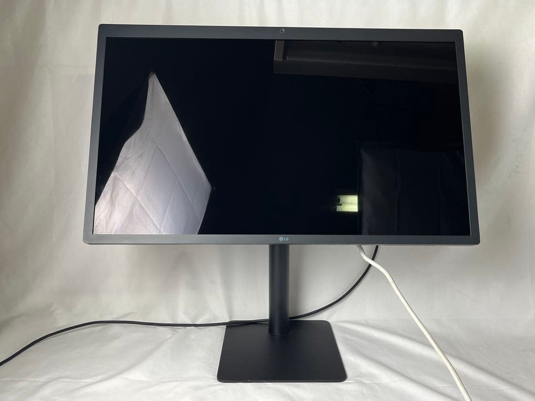 LG 27MD5KL 27インチモニターThunderbolt 3 Webカメラ