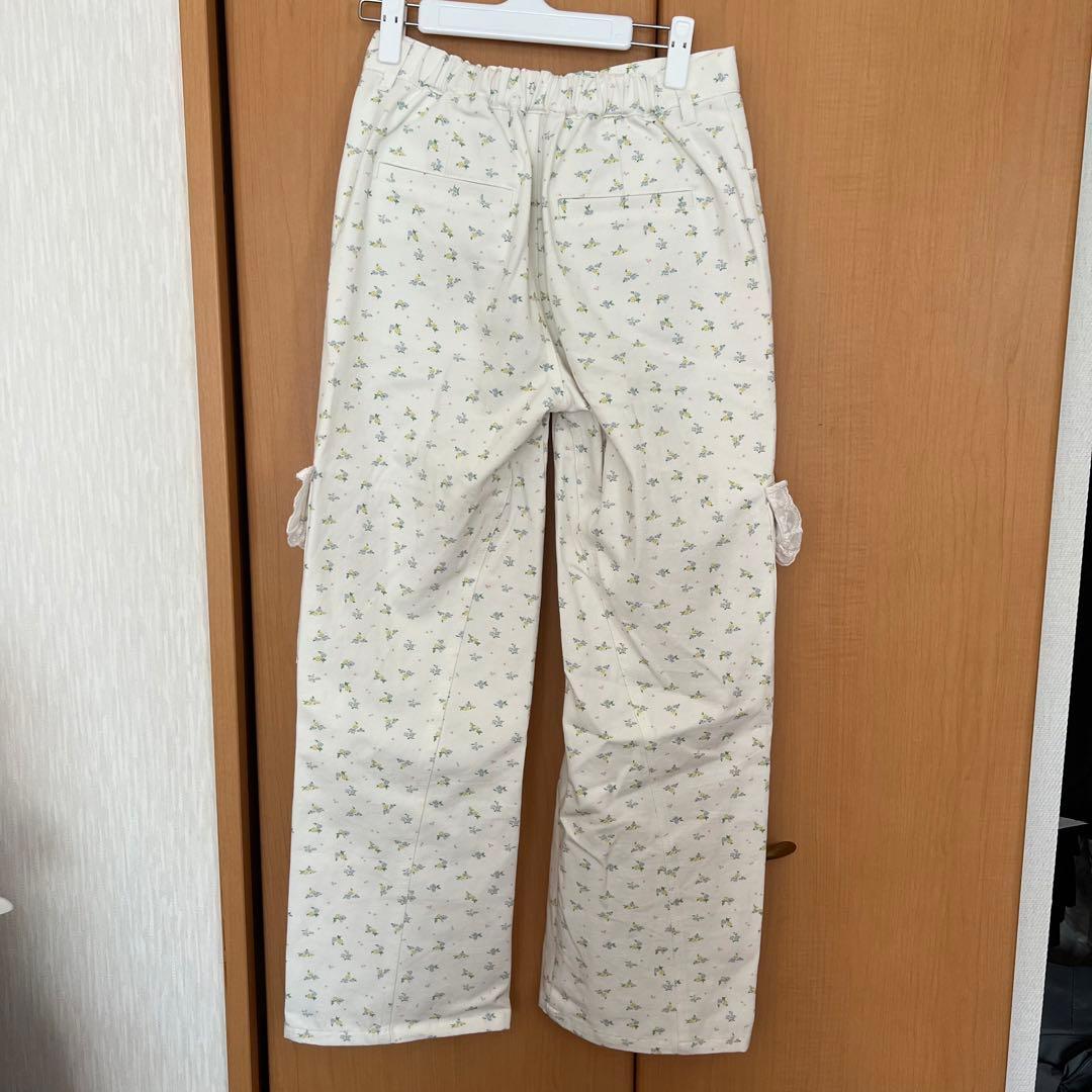 merry jenny 花柄カーゴパンツ