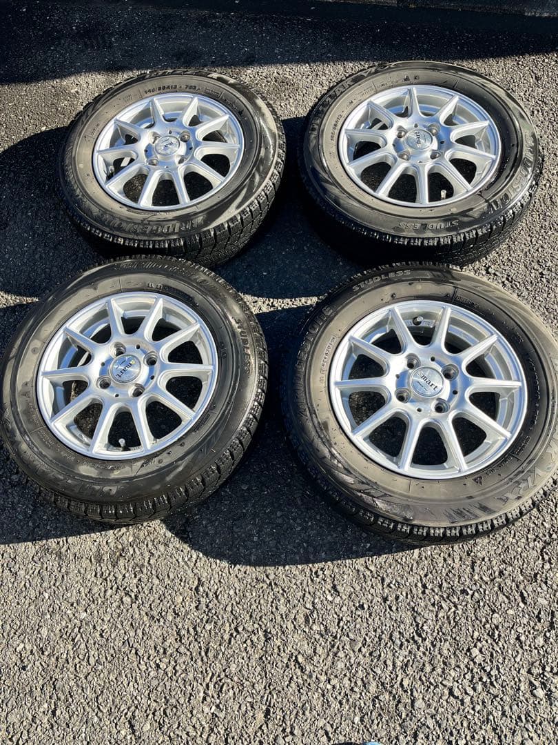 安さに挑戦　軽自動車用スタッドレスタイヤ4本セット