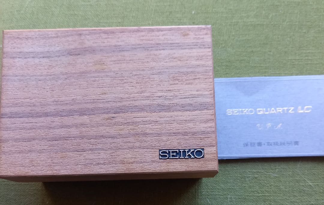 SEIKO QUARTZ LC デジタル腕時計 未使用