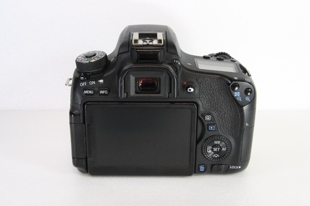 Canon EOS 8000D 本体のみ 箱付き