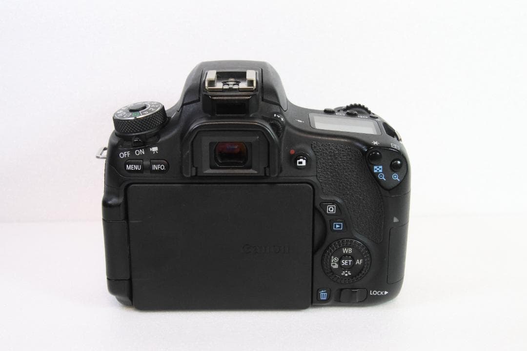 Canon EOS 8000D 本体のみ 箱付き