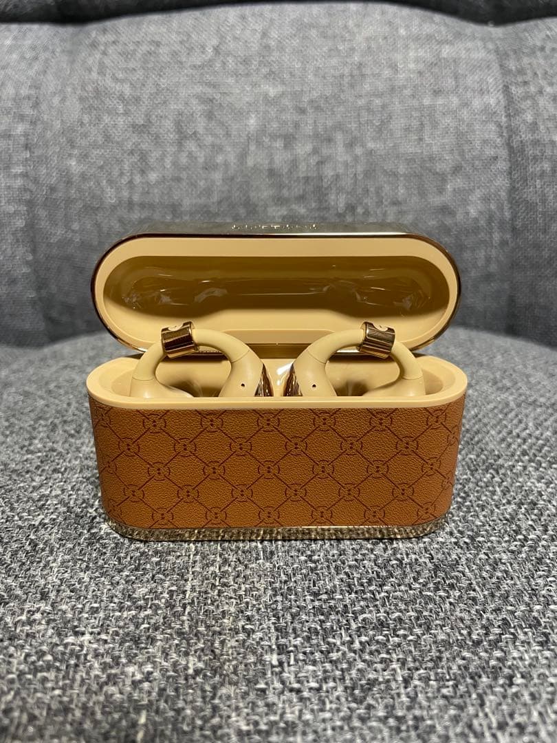 BUTTONS CLIP イヤーカフ ワイヤレスイヤホン