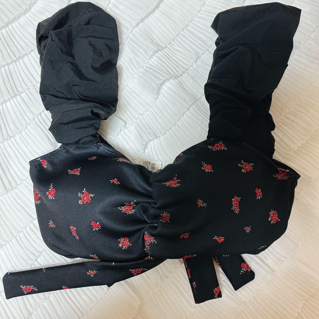 【値下げ】Lily Brown 水着　ギャザーショルダースウィムウェア