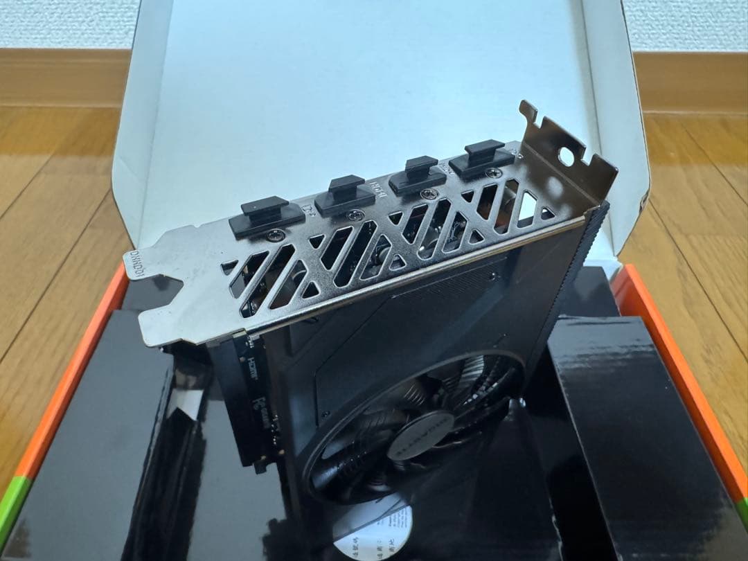 グラフィックボード・グラボ・ビデオカード Geforece RTX 4060 (8GB) GIGABYTE