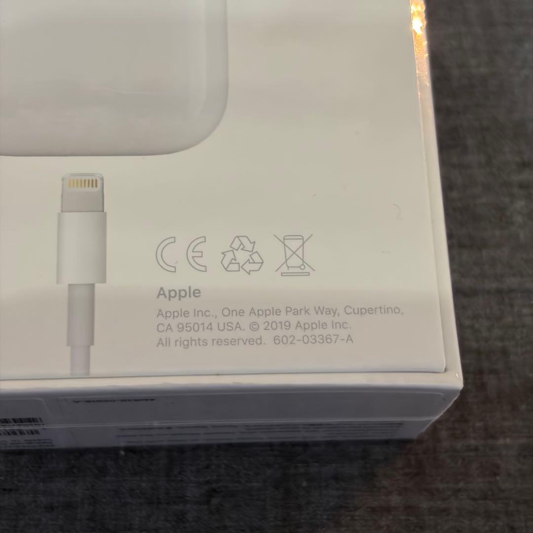 AirPods with Charging Case 第2世代 MV7N2J/A