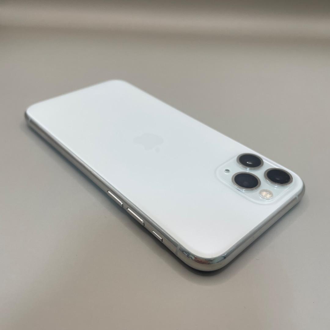 美品✨iPhone11Pro 64GBホワイト　バッテリー新品100％