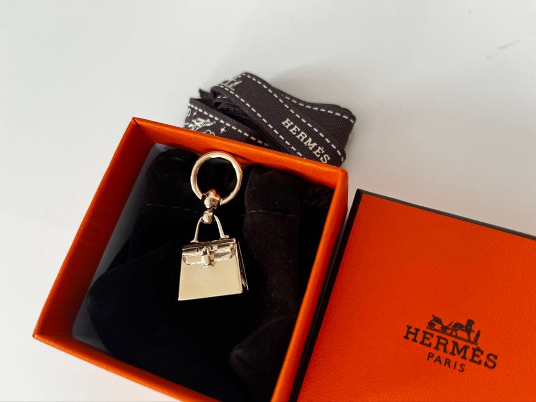 新品未使用　エルメス　ツイリーリング　ミニケリー　ゴールド