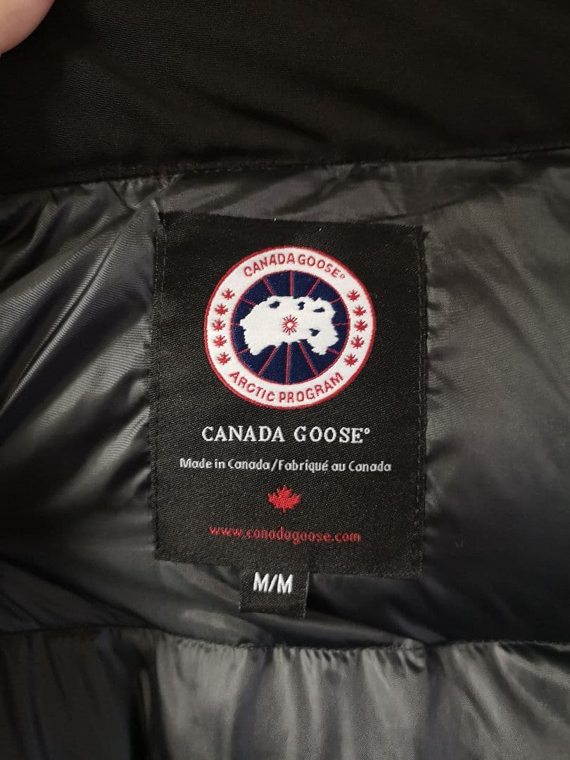 ☆*☆様 カナダグース ダウンベスト黒 Mサイズ  