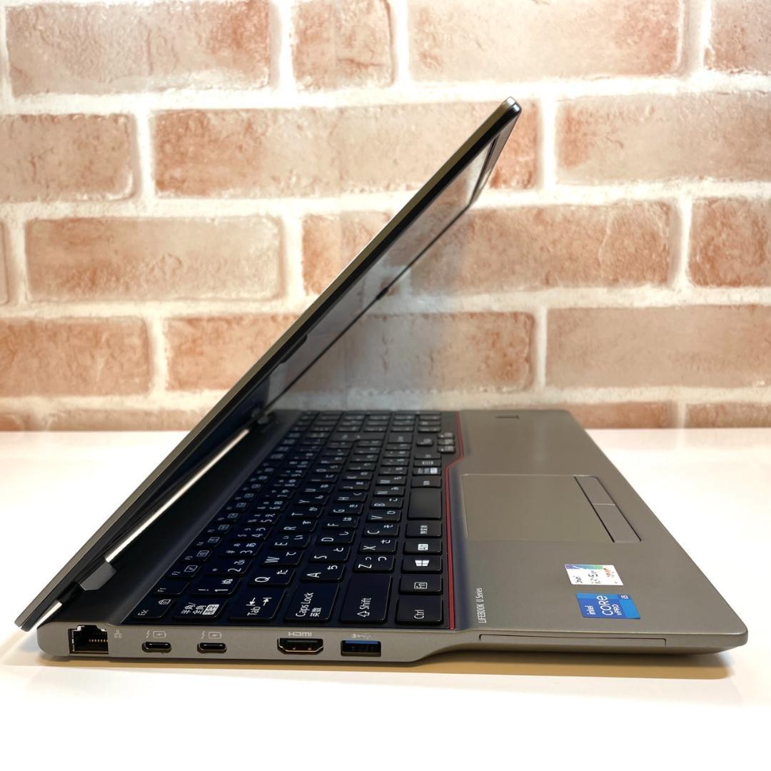 ★定番スペック★ 2021年製 15.6型 第11世代i5 富士通 FH09