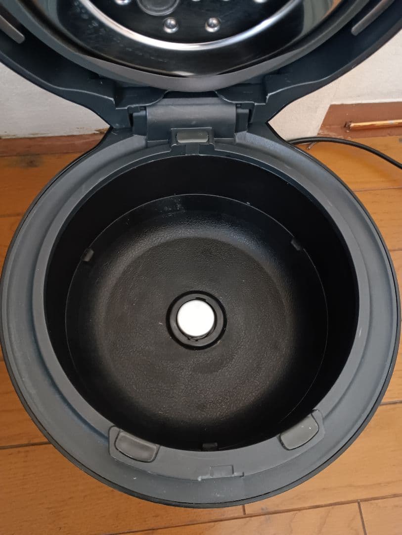 22年製❗パナソニック、低温、無水調理機能付き圧力IH炊飯器(5.5合炊き）