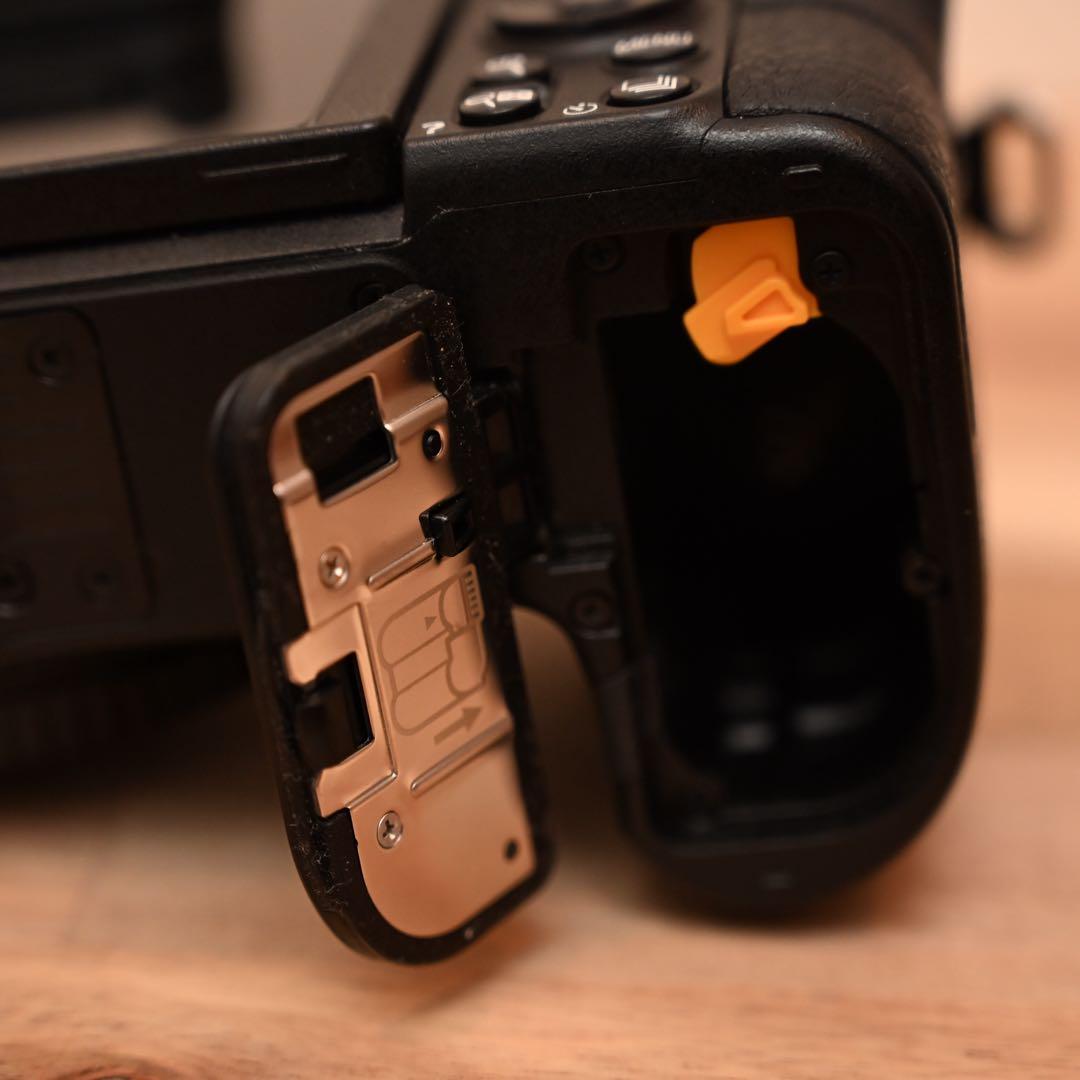 smallrig 付きNikon z6 ショット数約20081 ボディ