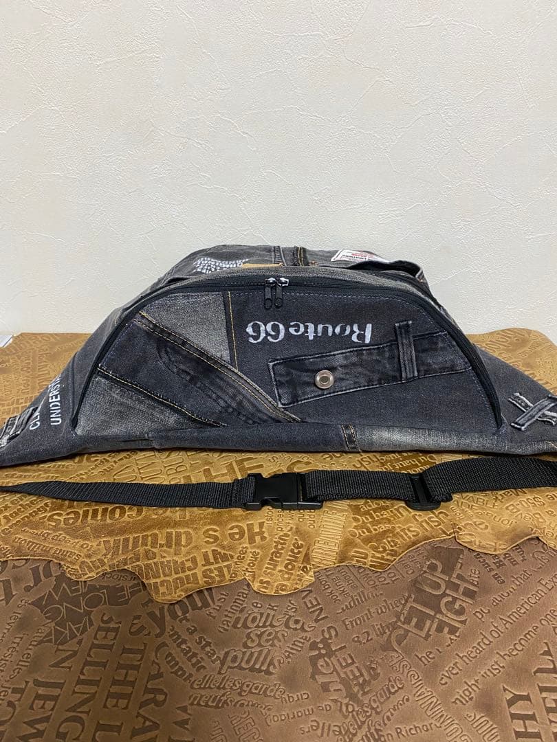 @902【匿名発送】リメイクデニム×ボディーバック★メガサイズ