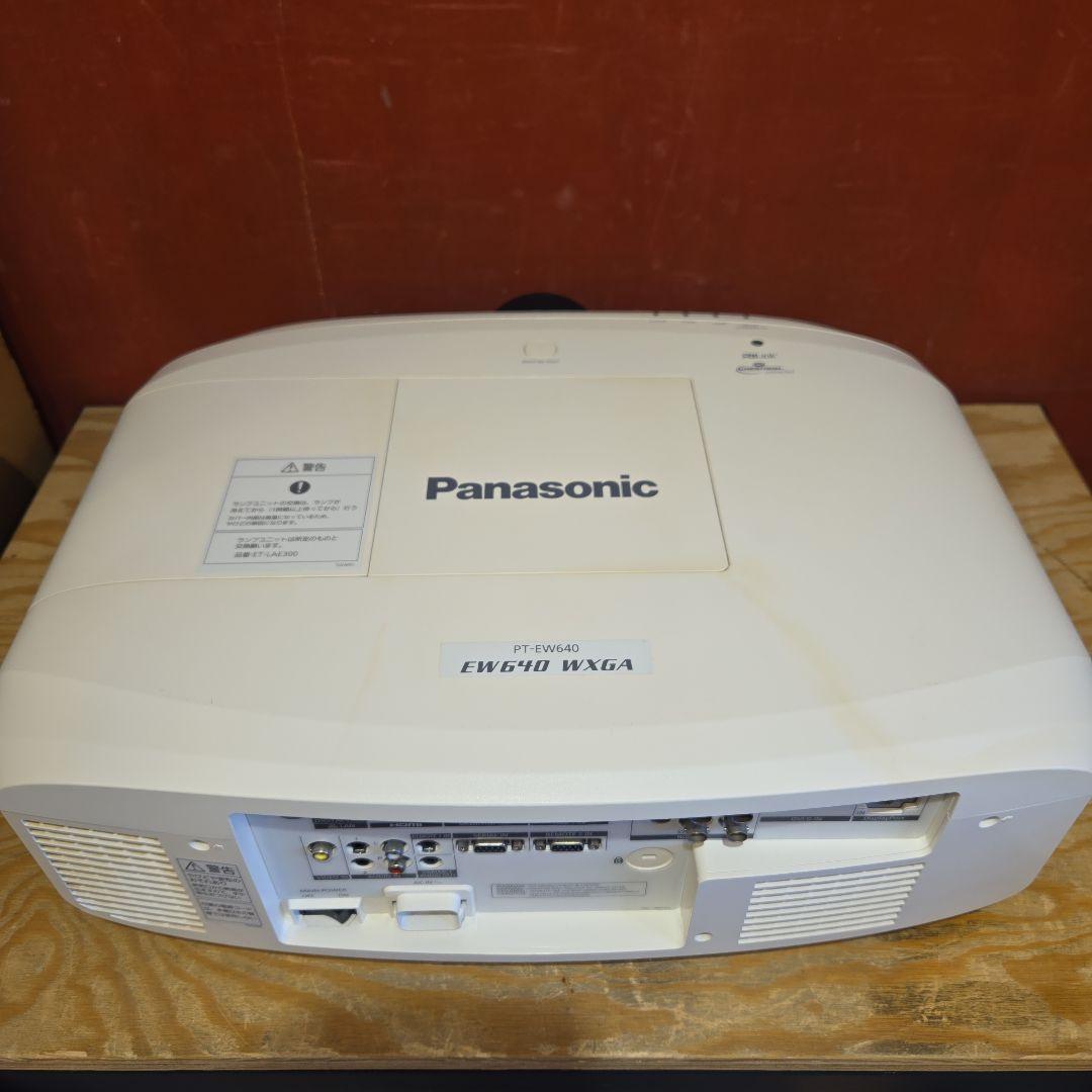 【A】 Panasonic パナソニック PT-EW640J 液晶プロジェクター