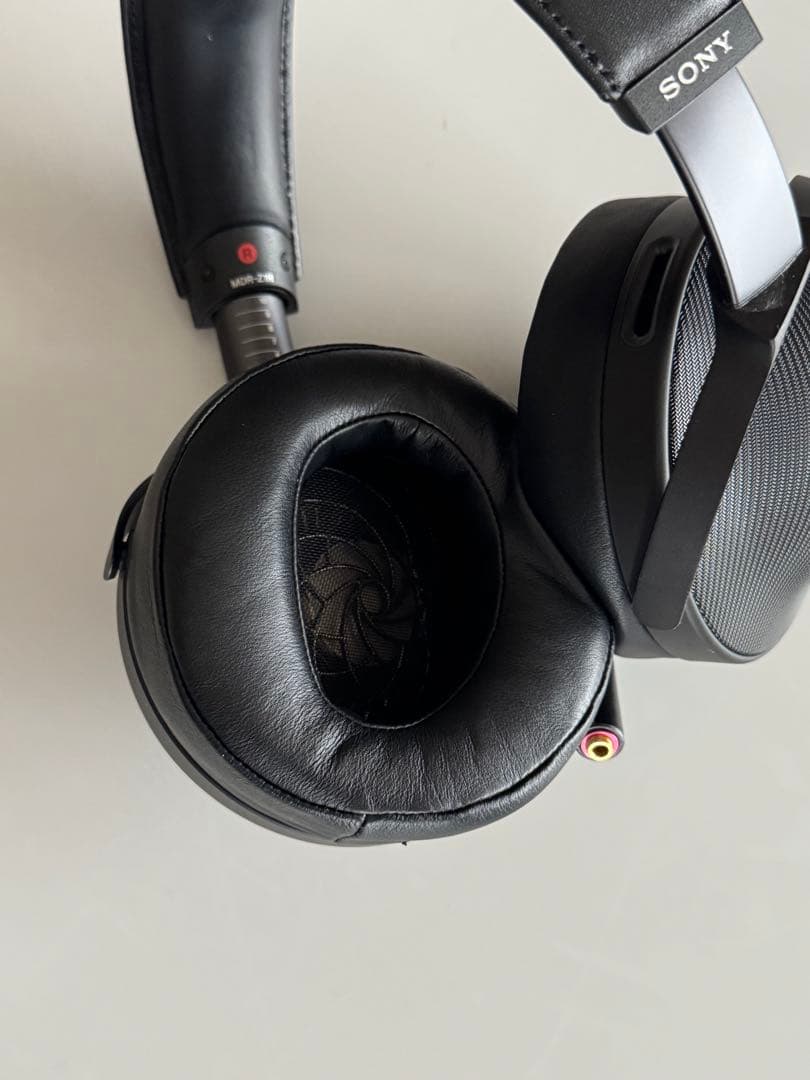 最高級ヘッドホン【MDR-Z1R】、ケーブル【MUC-B20SB1】◎2点セット