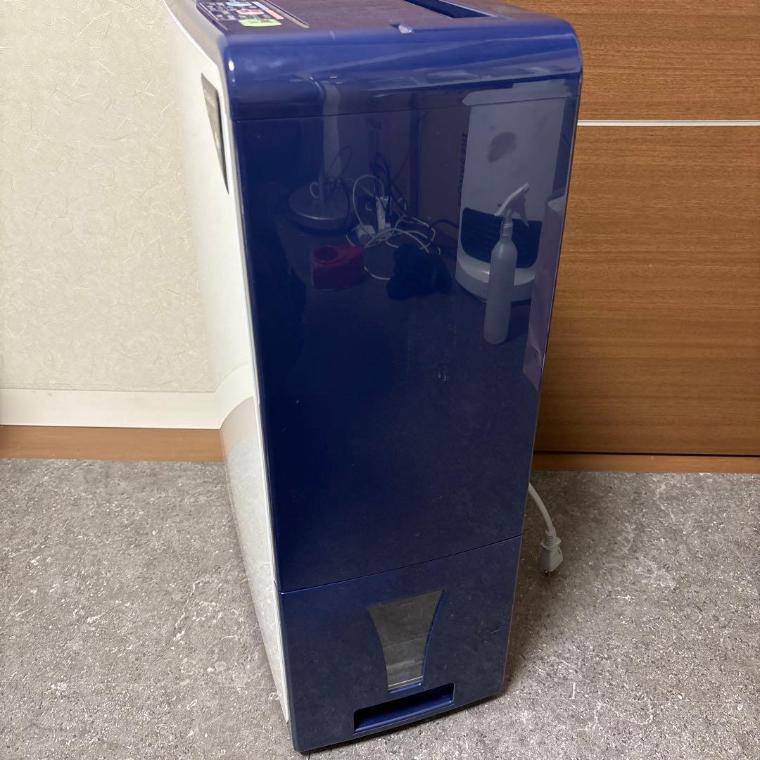 【美品】コロナ　衣類乾燥除湿機　CD-H1818