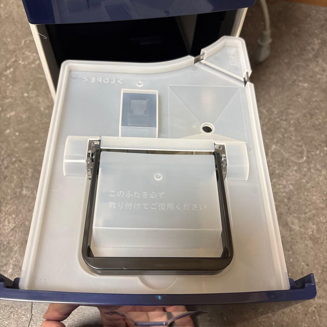 【美品】コロナ　衣類乾燥除湿機　CD-H1818