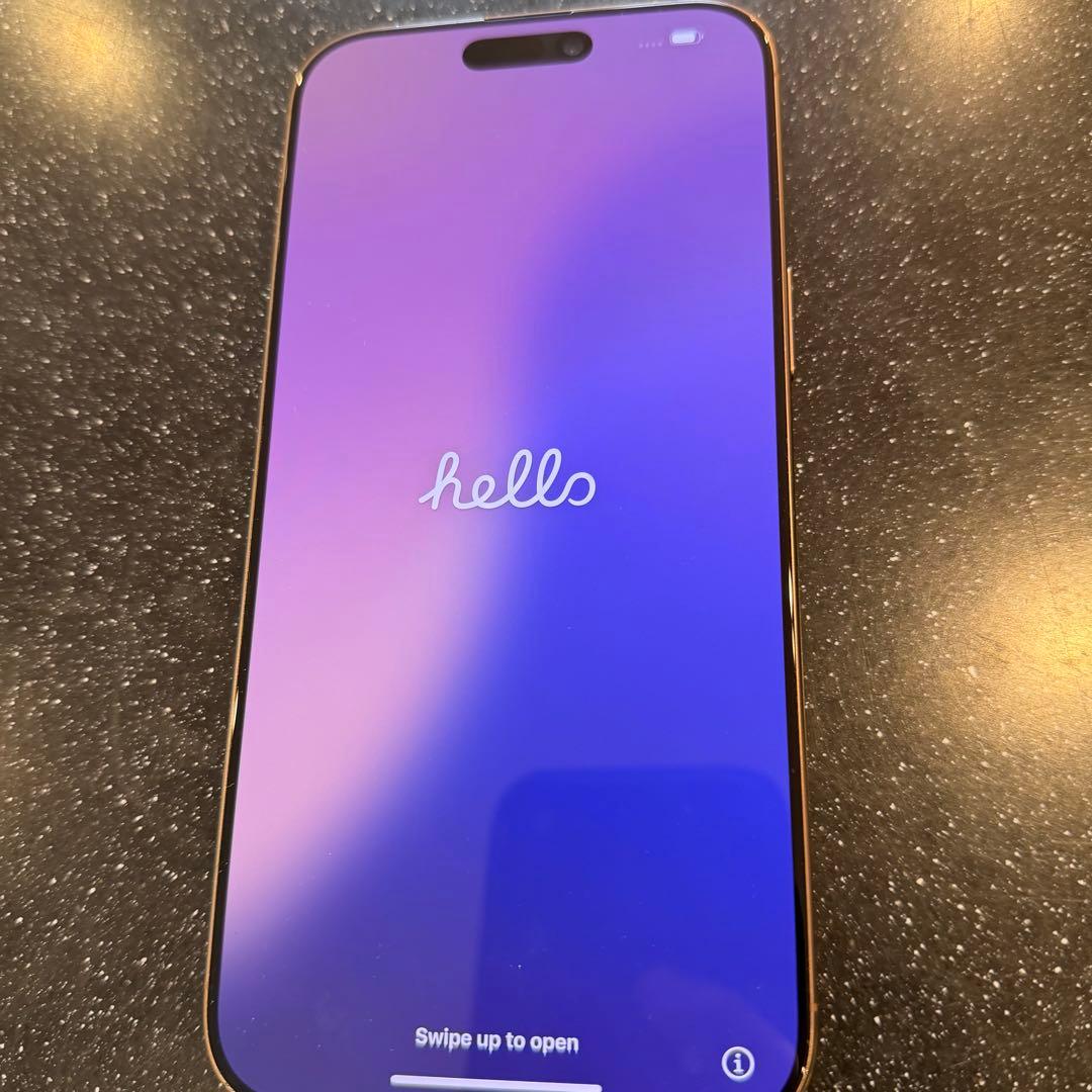 【超美品】iPhone 16 Pro Max ゴールド 本体