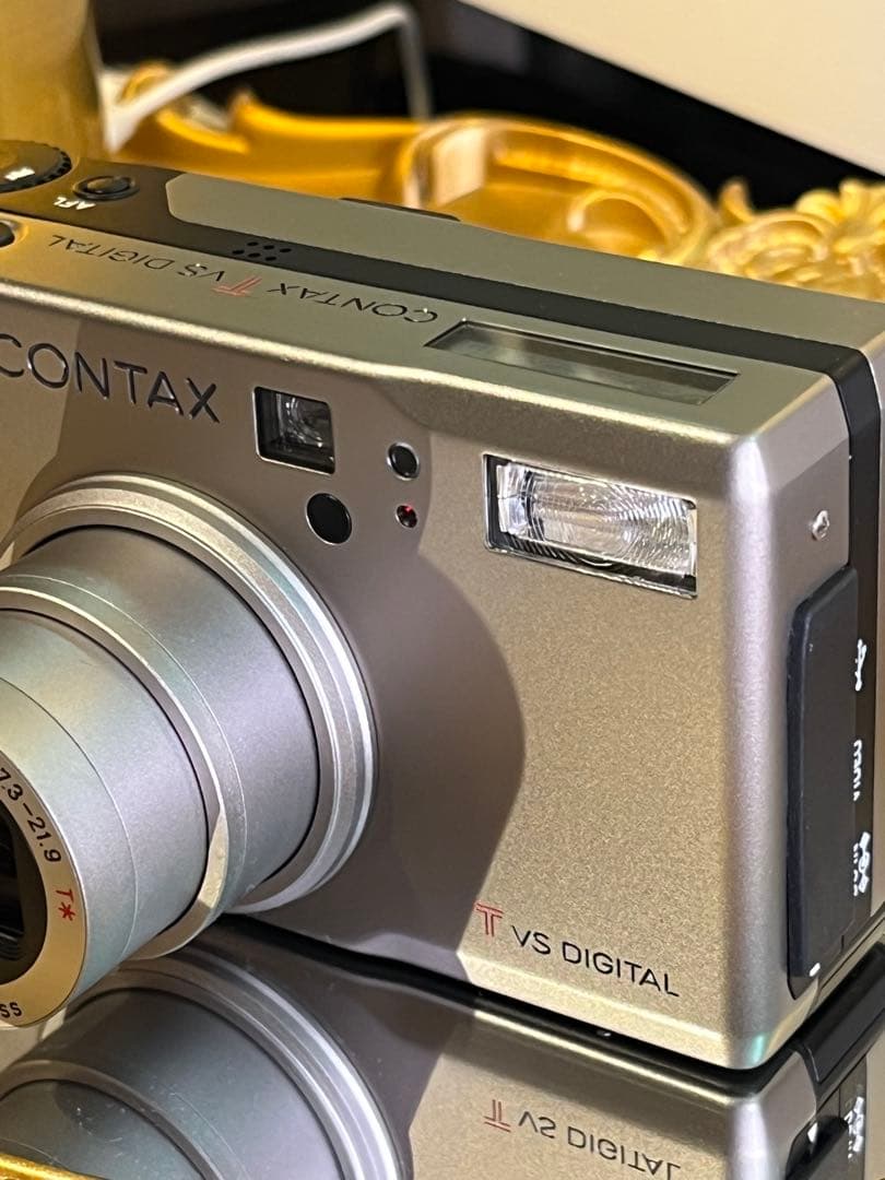 CONTAX TVS Digital チタン Zeiss T＊ 美品