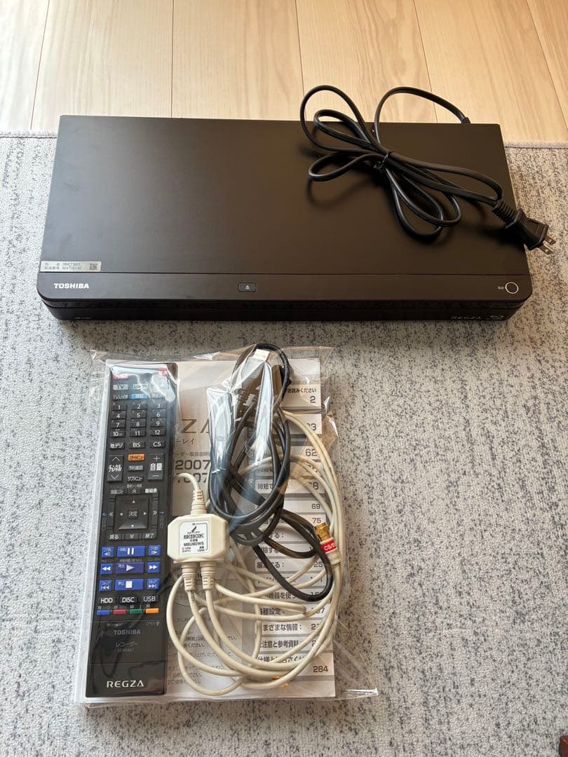 値下げ！東芝ブルーレイディスクレーコーダー REGZA DBR-T1007