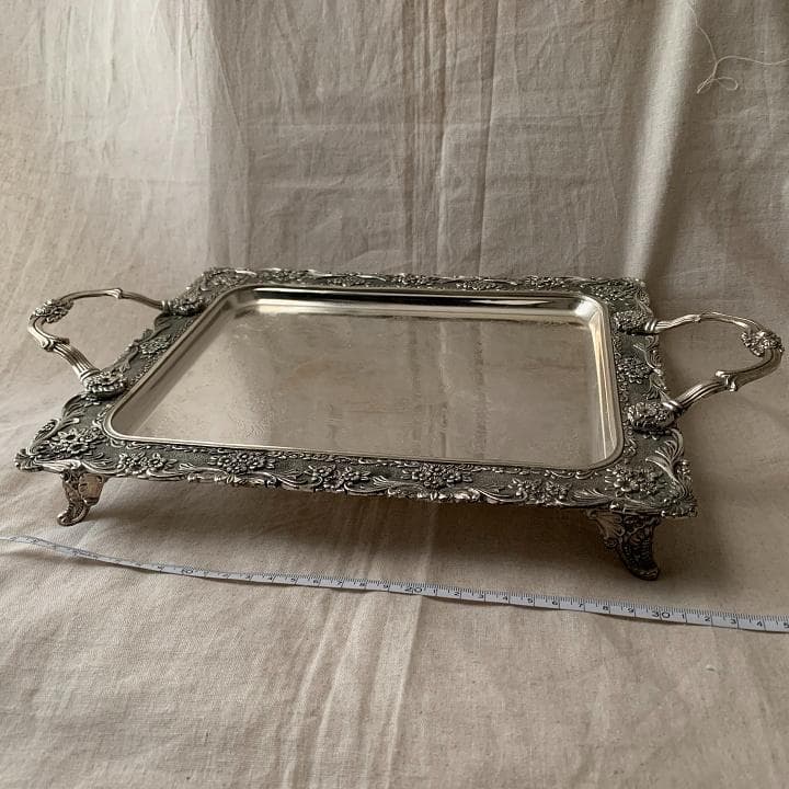 アンティーク調　シルバープレート　 足つきトレイ　サルヴァ　お盆　ヴィンテージ