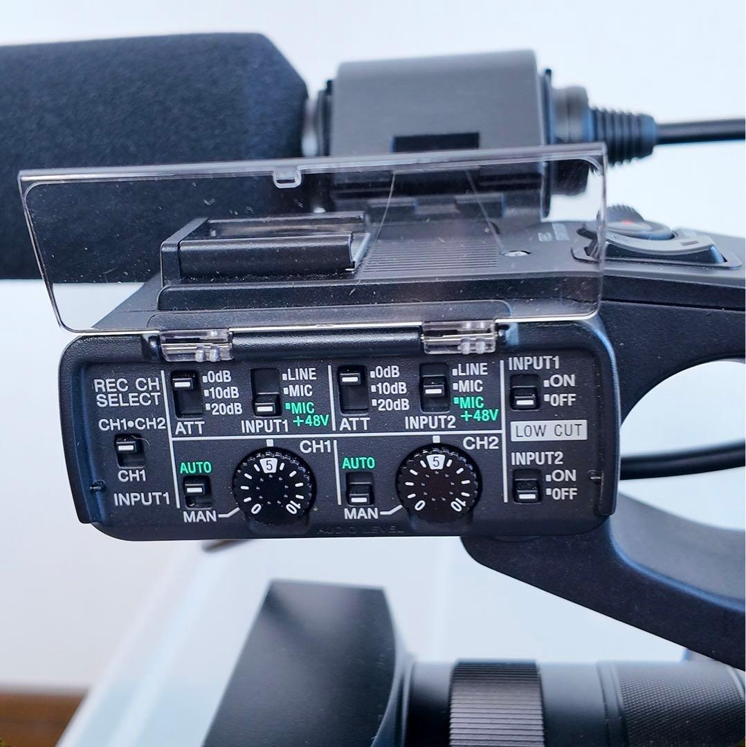 SONY 4K 業務用ビデオカメラ　HXR-NX80