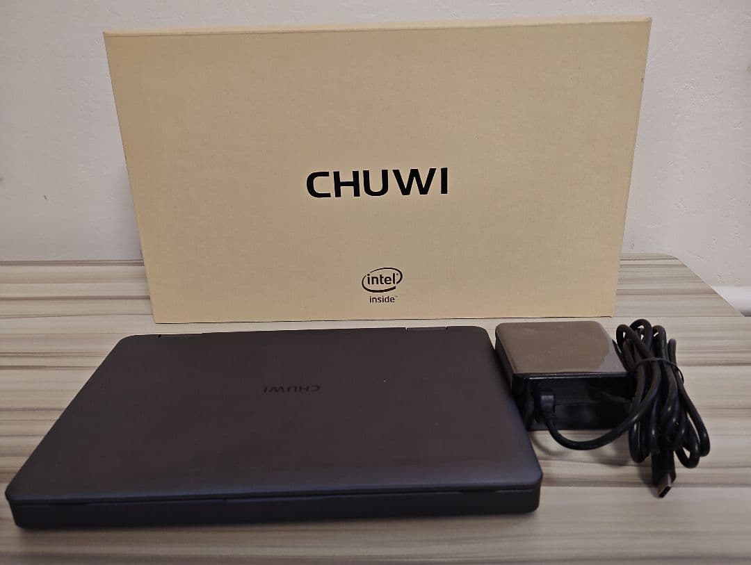 CHUWI minibook J4125 8インチ SSD増設済