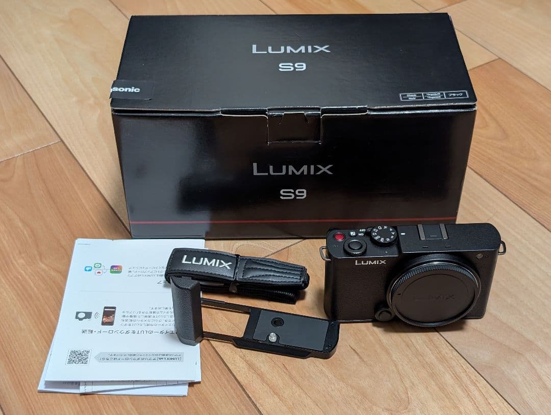 LUMIX S9 本体＋SmallRigハンドグリップ
