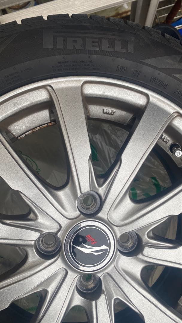 専用@スタッドレスタイヤ　4本　firelli 185 60 15インチ